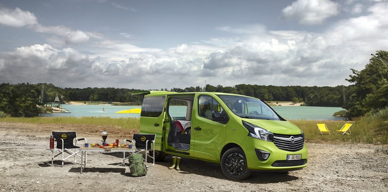 matkailuauto Opel Vivaro Life