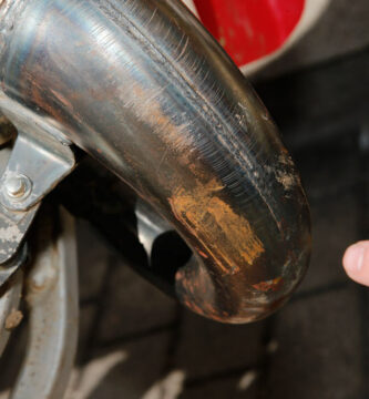 2T moottoripyörän pakoputken hoito 2 2T moottoripyoran pakoputken hoito