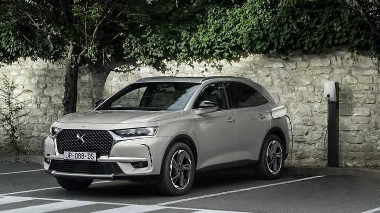 Ds 7 Crossback E Jännittävä