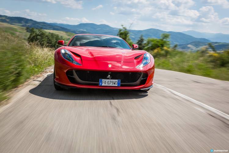 Ferrari 812 Superfast Exterior 00011