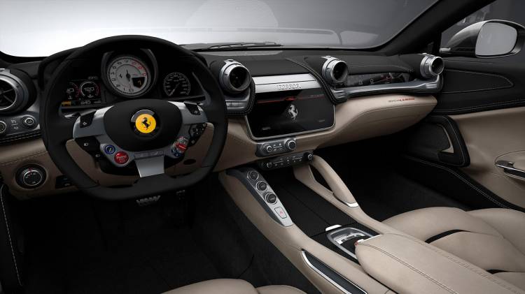 ferrari-gtc4lusso-double-ohjaamo-1