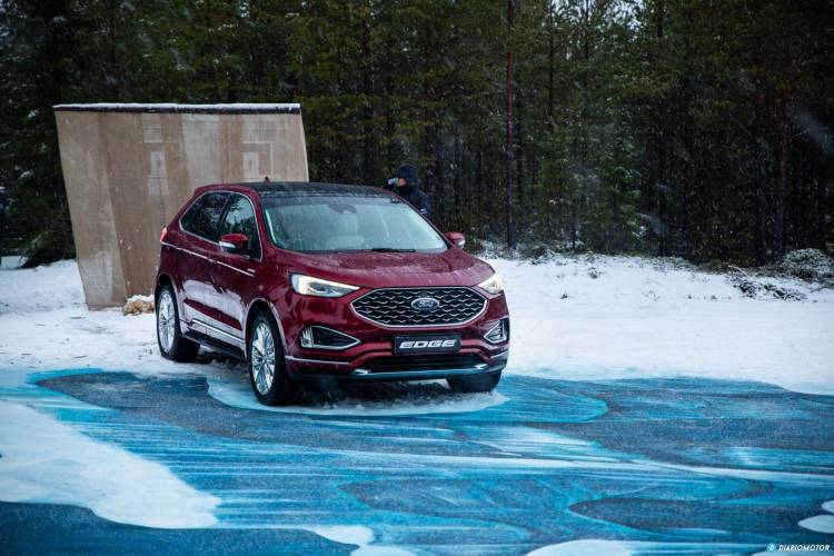 2019 Ford Edge -testi 12