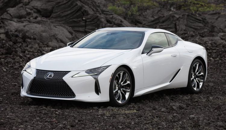 Lexus Lc 500h Valkoinen