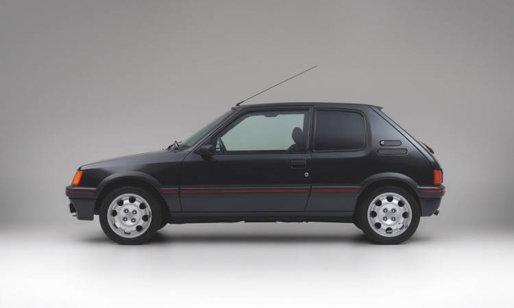 Peugeot 205 Armored 4