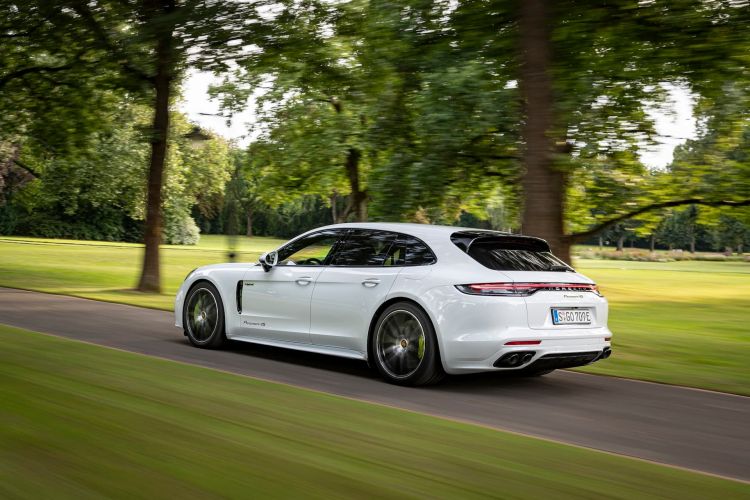 Porsche Panamera 4s E Hybrid Sport Turismo 2021 49