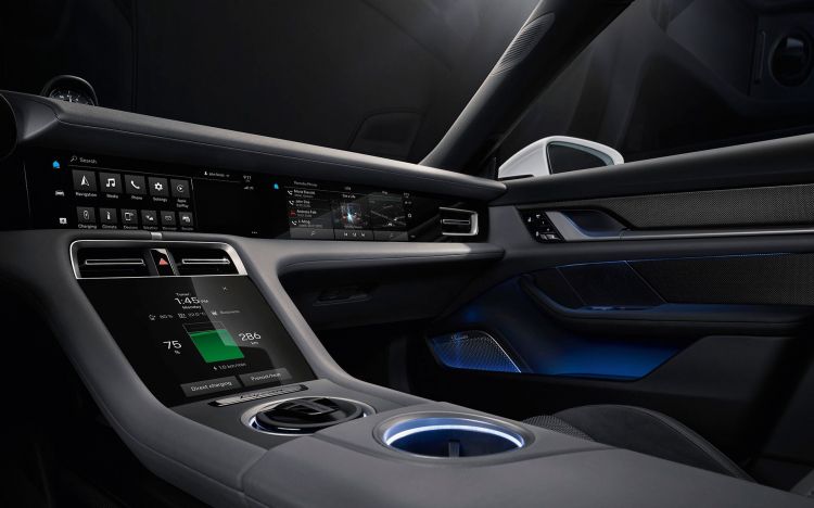 2020 Porsche Taycan Interior 01