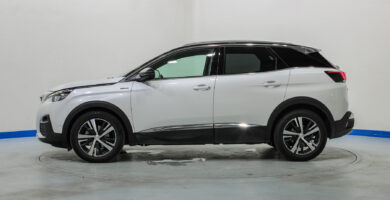 Peugeot 3008 valokuvat tutustu yksityiskohtaisesti ranskalaiseen maastoautoon 4X4