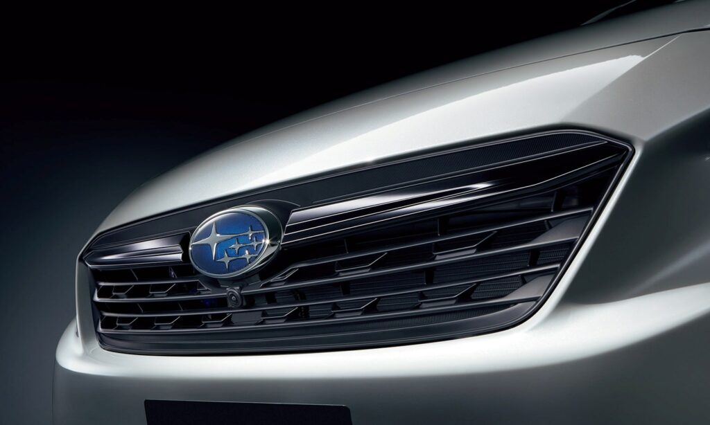 Subaru Impreza saa hienovaraisen muotoilun pysyakseen vahvana vuonna 2022