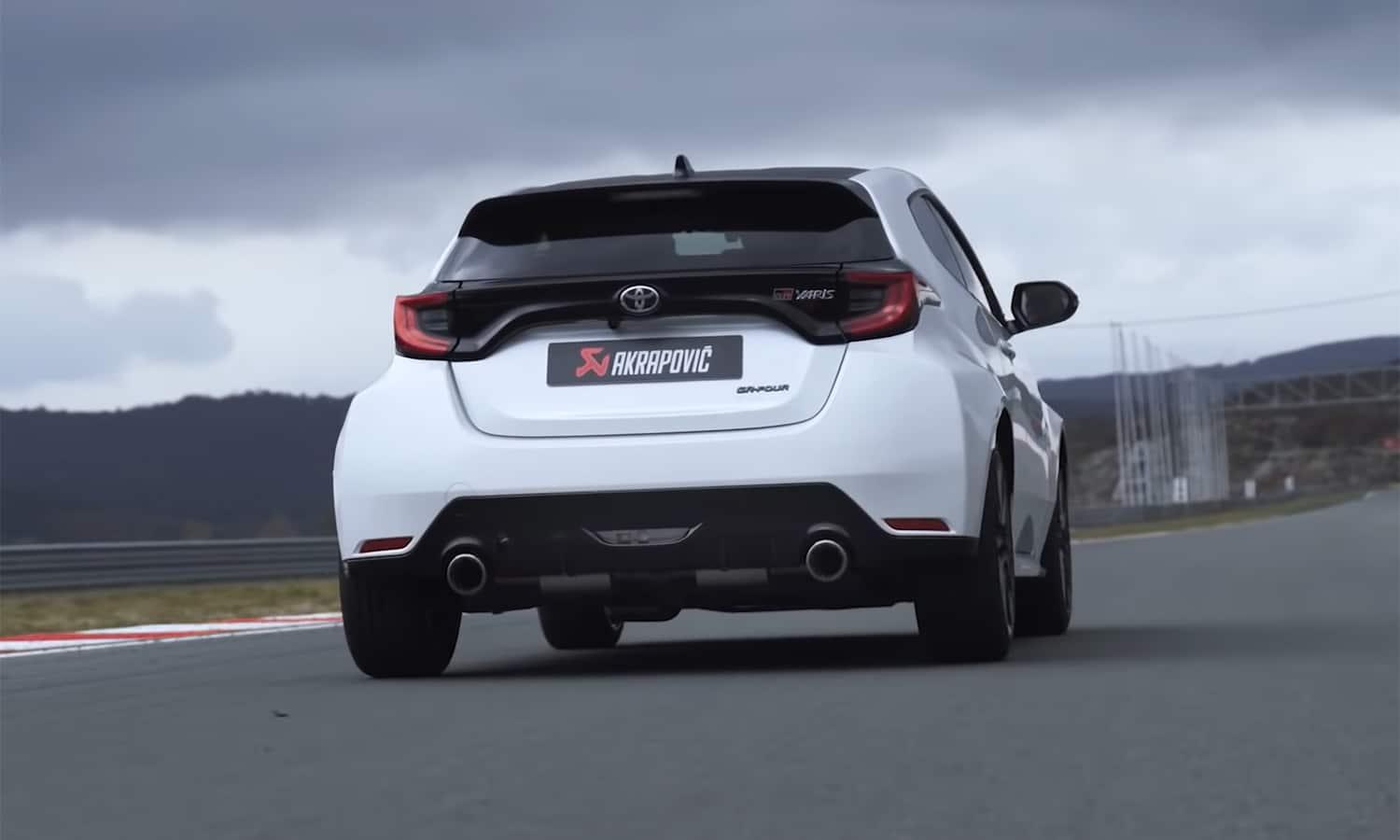 Toyota GR Yaris Akrapović