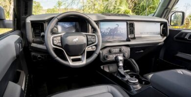 Ford Bronco Everglades Adventure on syvalla sen DNAssa