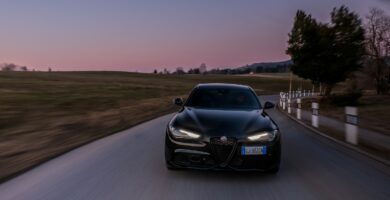 Alfa Romeo laajentaa Giulia ja Stelvio valikoimaa kaikkein Estrema versiolla