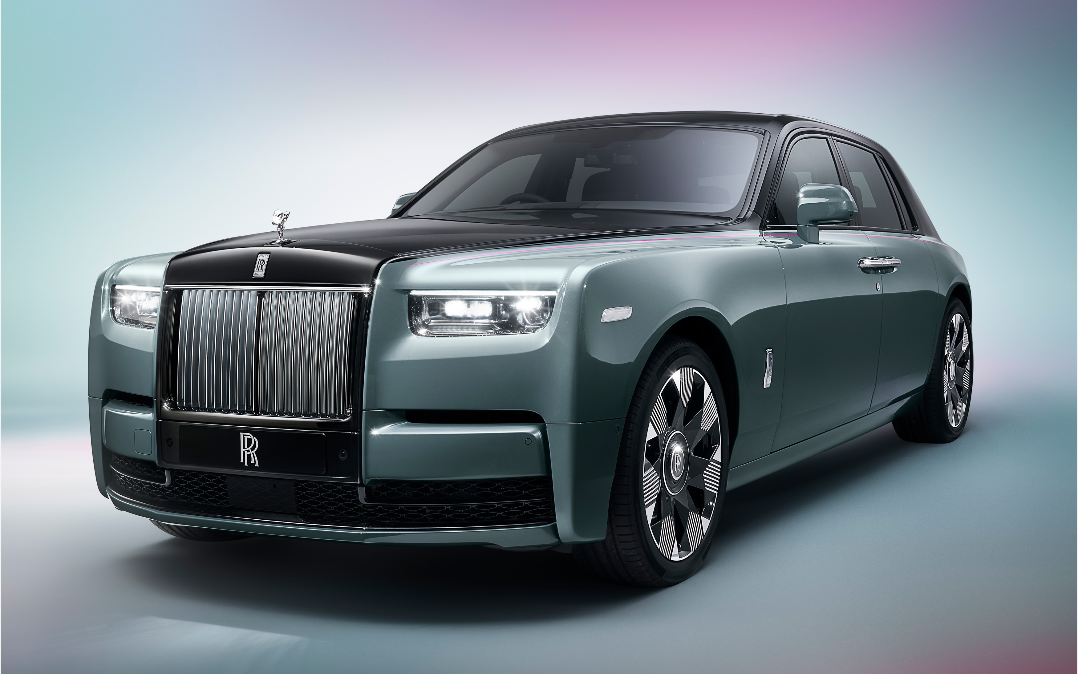 1652834488 404 Rolls Royce Phantom Eksklusiivisin ylellisyys uudistuu talla uudistuksella