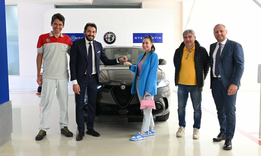 Alfa Romeo Tonalen ensimmaiset yksikot lahtevat Pomigliano dArcosta