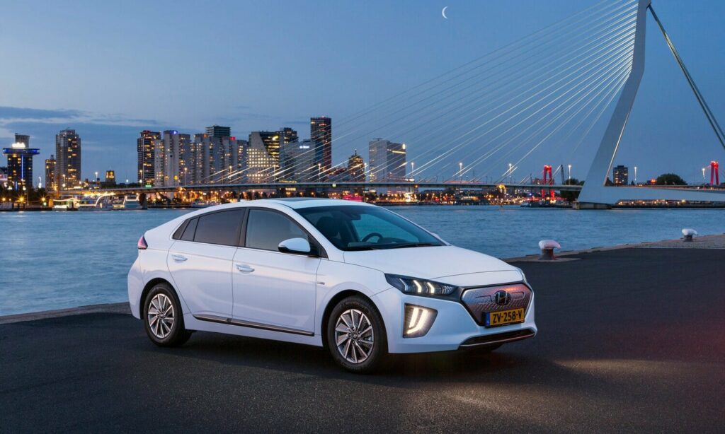 Hyundai Ioniq Pioneeri jattaa hyvastit lopettamalla tuotannon heinakuussa