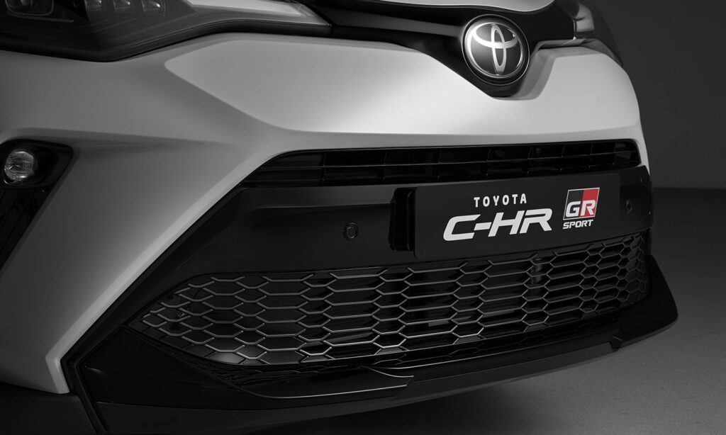 Toyota C HR Seuraava sukupolvi on valmis sahkokayttoon…