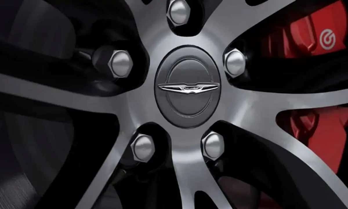 Chrysler 300C vanteen teaser