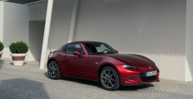 Mazda MX 5 Tama naamioitu testimuuli ilmoittaa seuraajansa