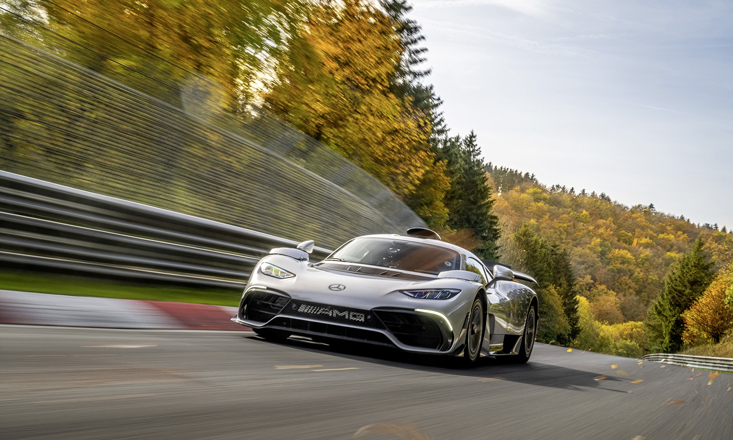 Mercedes-AMG yksi Nürburgringin ennätys