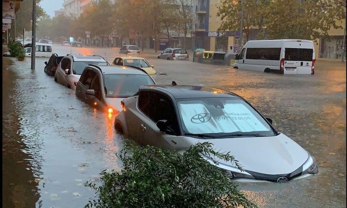 Kuinka toimia ja saada autosi takaisin, jos se joutuu tulvan uhriksi 7