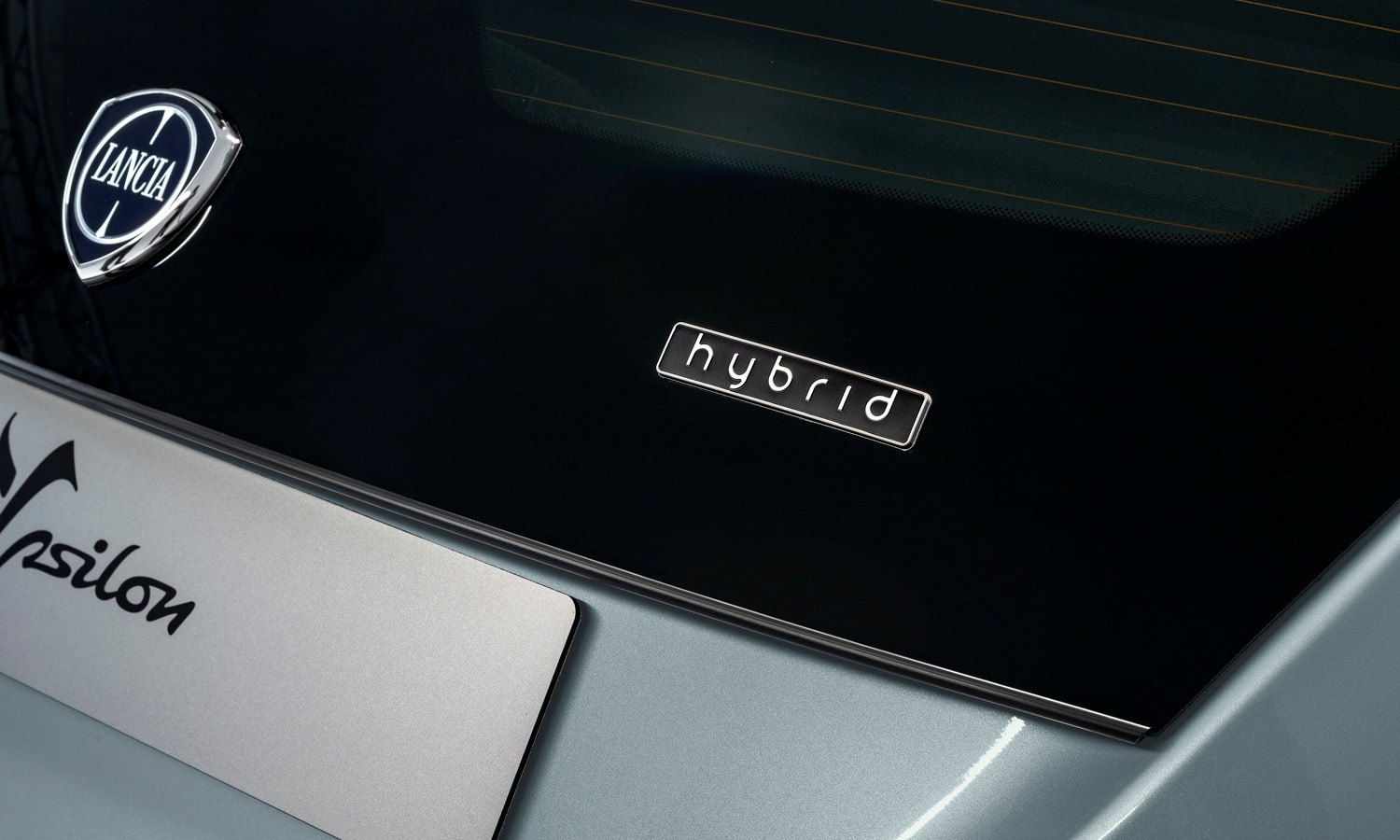 Uusi Lancia Ypsilon MY2023