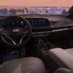 Uuden 2024 Cadillac XT4:n sisällä: Ylellisen kompaktin SUV:n kohottaminen