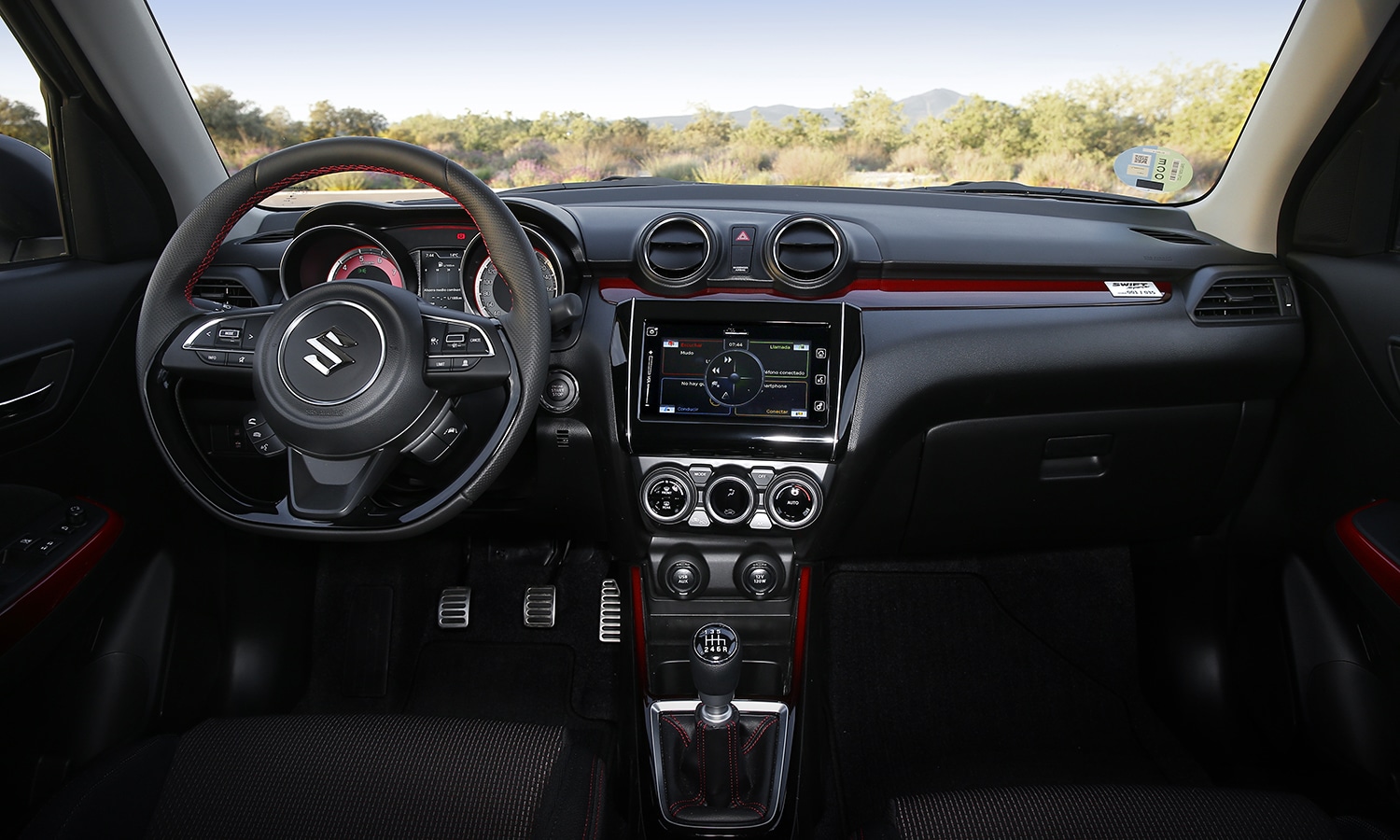 Suzuki Swift Sport 20 vuotta -sisustus